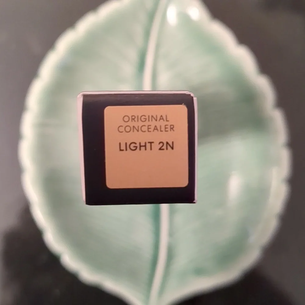 Liquid Mineral Concealer